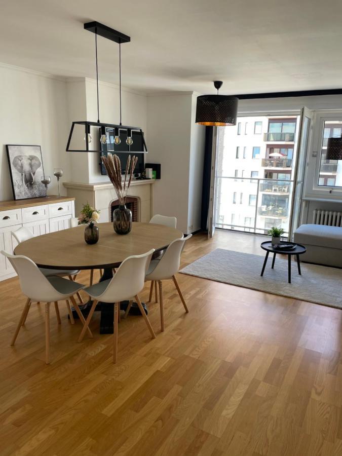 Appartement place Léopold 1er à la panne à 100m de la plage Esterno foto